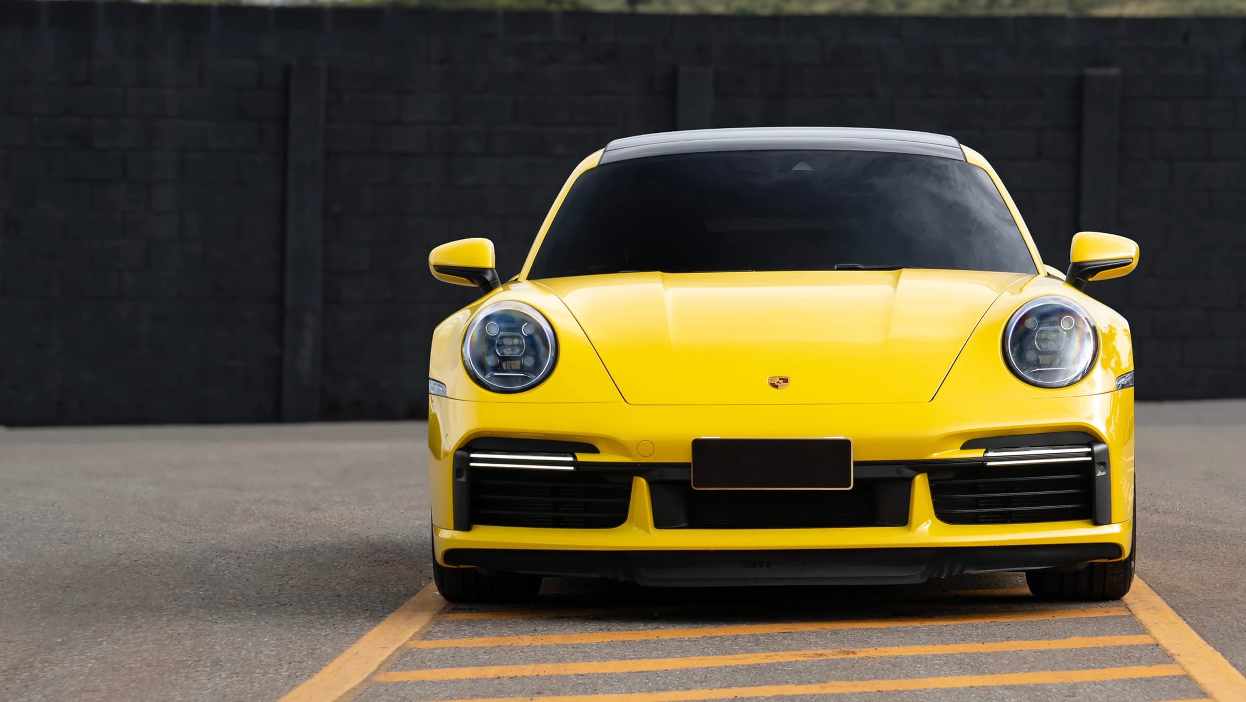 Vérification du carnet d'entretien Porsche